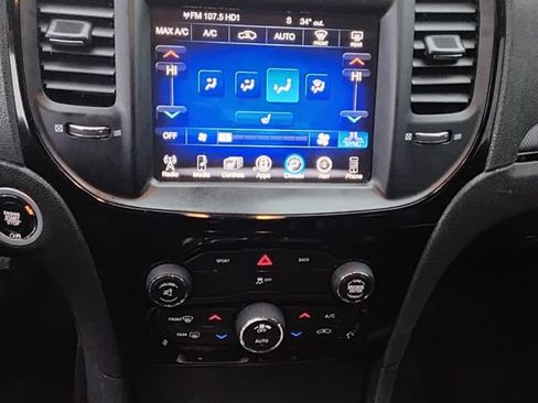 Used 2016 Chrysler 300 S image 12