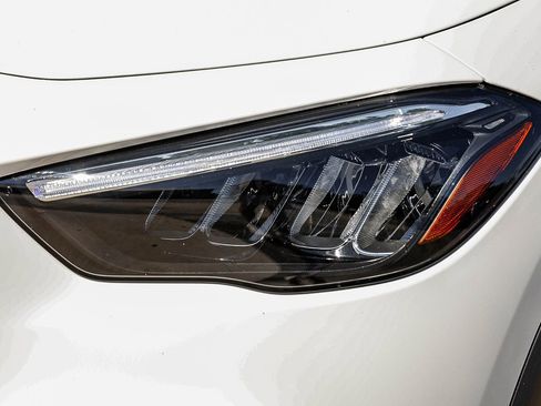 New 2026 Mercedes-Benz GLA 250 4MATIC image 7