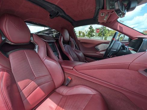 Used 2022 Chevrolet Corvette Stingray Premium Cpe w/ Z51 Performance Package RWD image 23