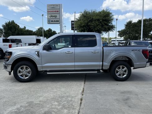 Used 2025 Ford F150 XLT w/ Equipment Group 301A Standard AWD/4WD image 8