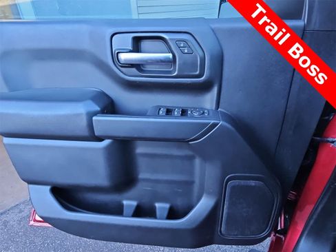 Used 2019 Chevrolet Silverado 1500 Custom Trail Boss w/ Custom Convenience Package image 26