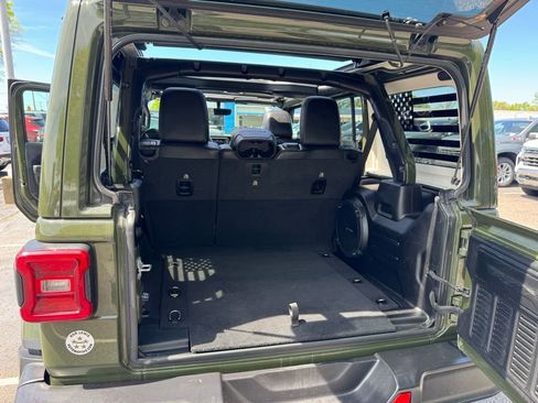 Used 2021 Jeep Wrangler Unlimited Sahara AWD/4WD image 35