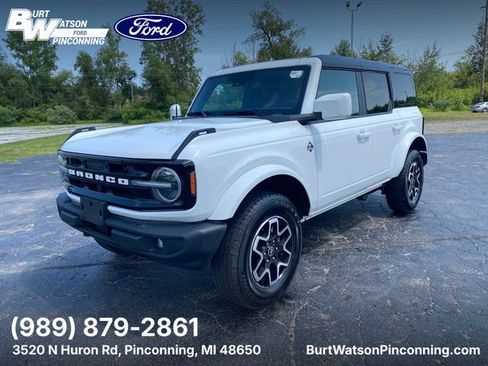 Used 2025 Ford Bronco Outer Banks AWD/4WD image 1