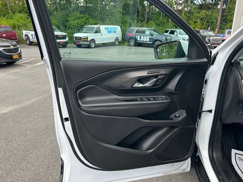 Certified 2022 GMC Terrain SLT AWD/4WD image 15