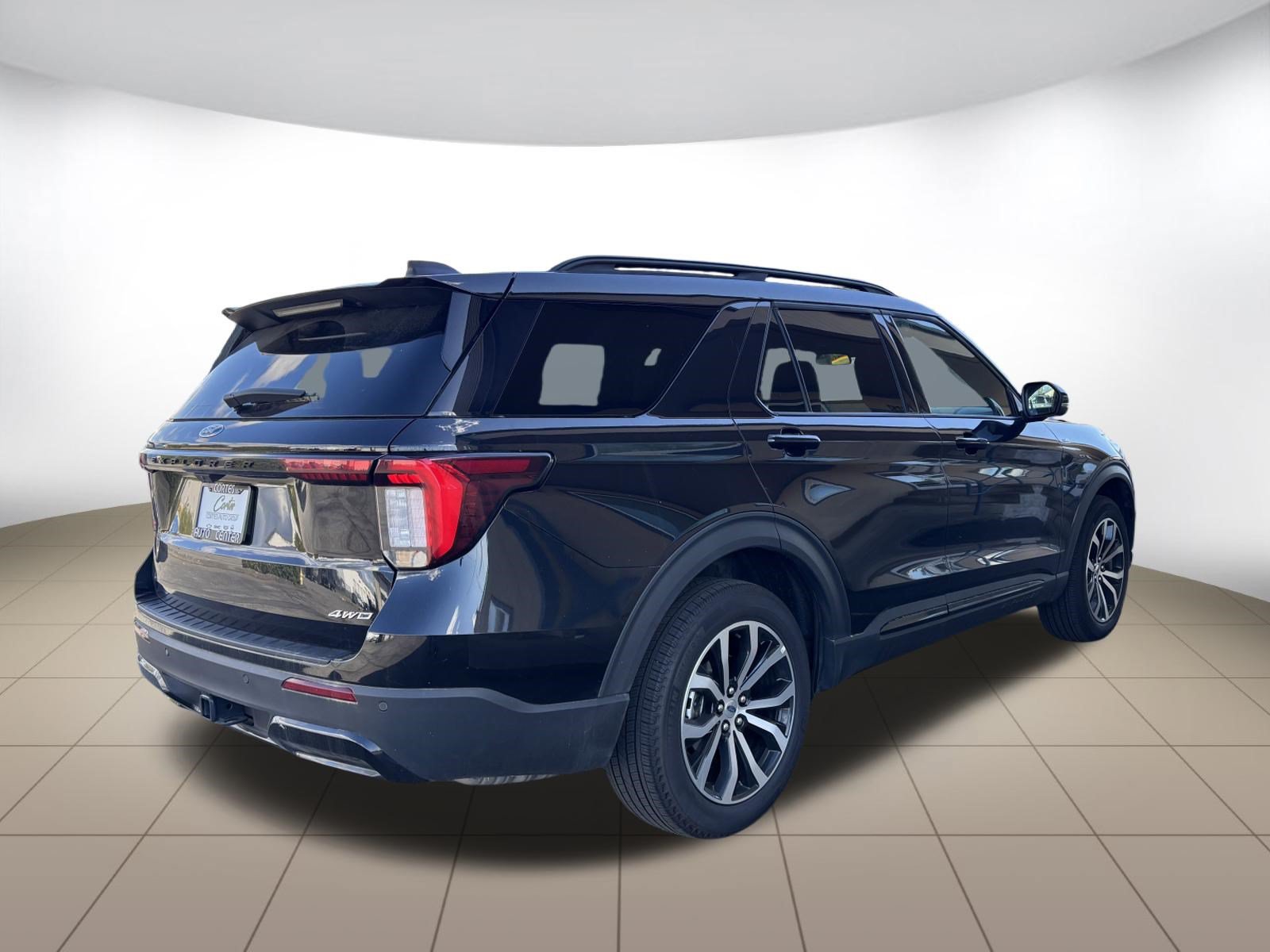 Used 2025 Ford Explorer ST-Line AWD/4WD image 7