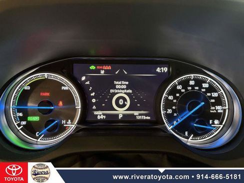 Certified 2024 Toyota Venza XLE AWD/4WD image 21