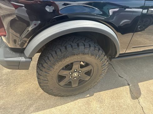 Used 2022 Ford Bronco Black Diamond AWD/4WD image 10