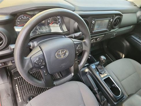 Used 2019 Toyota Tacoma SR5 image 10
