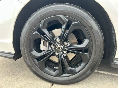 Used 2025 Honda Accord SE image 30