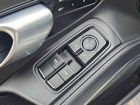 Used 2019 Porsche 911 Targa 4S w/ Sport Package AWD/4WD image 13