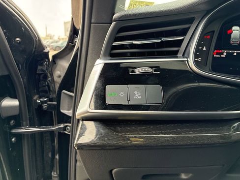 Used 2025 Audi Q7 2.0T Premium Plus image 13