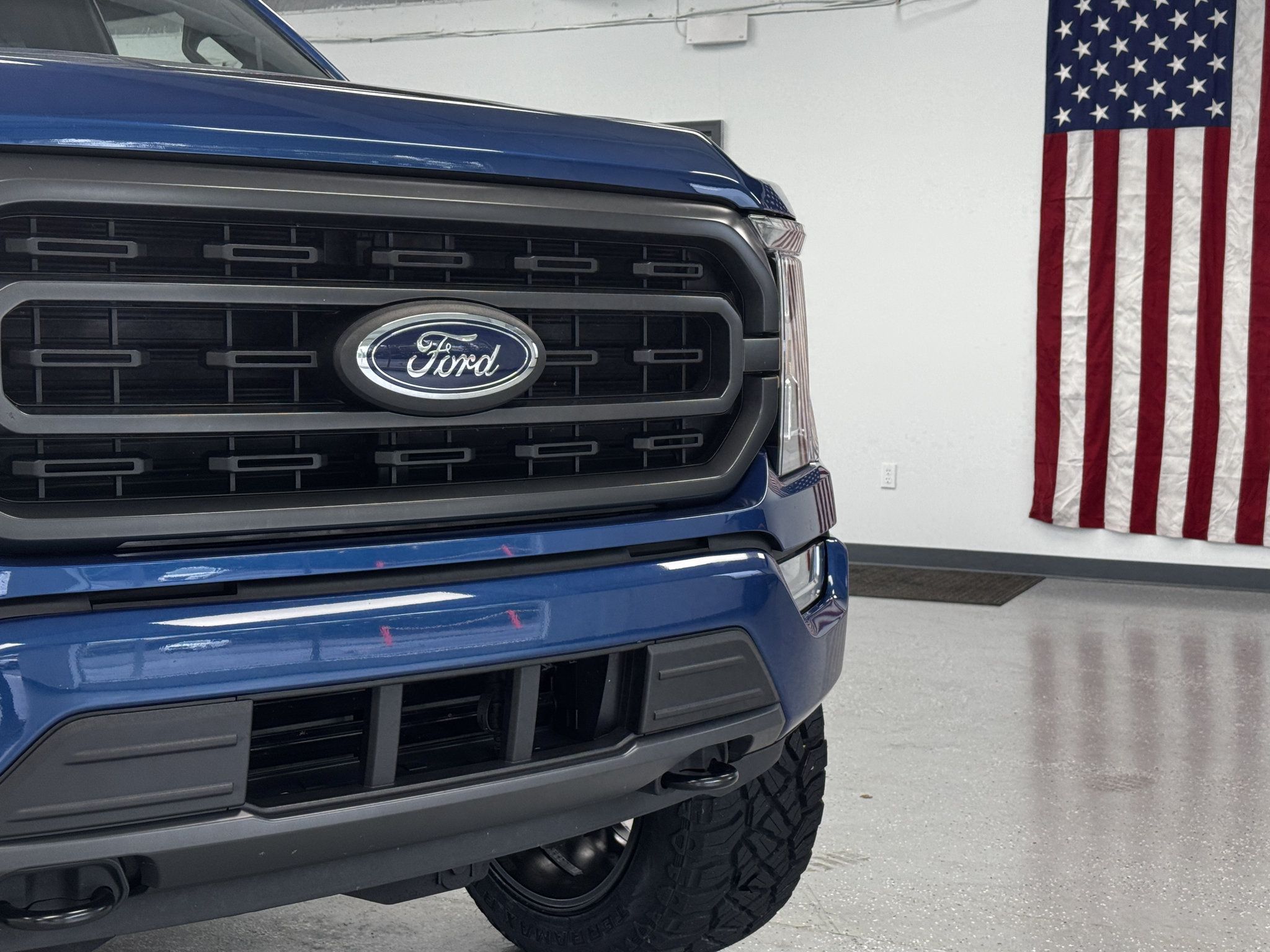 Used 2022 Ford F150 XLT w/ Equipment Group 302A High AWD/4WD image 11