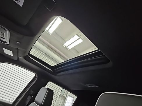 Used 2024 GMC Sierra 1500 AT4X image 30