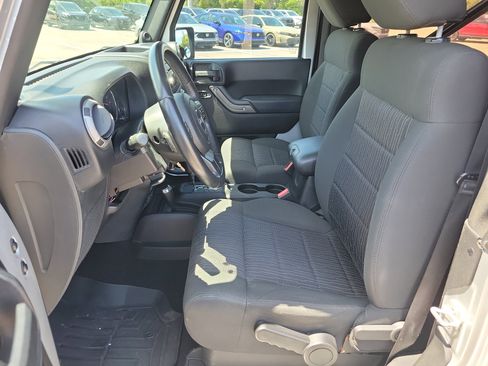 Used 2012 Jeep Wrangler Sport image 17