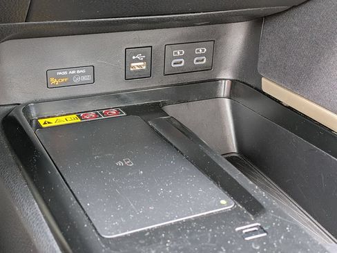 Used 2025 Toyota Camry LE FWD image 24