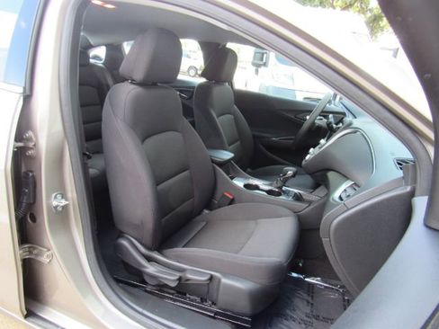 Used 2025 Chevrolet Malibu LT image 20