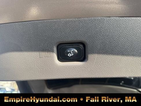 Used 2020 Lincoln Nautilus Reserve image 7