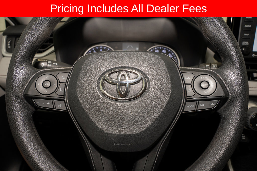 Used 2022 Toyota RAV4 XLE FWD image 17