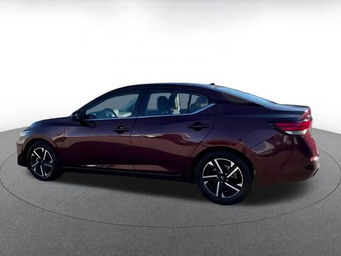 Used 2025 Nissan Sentra SV image 9