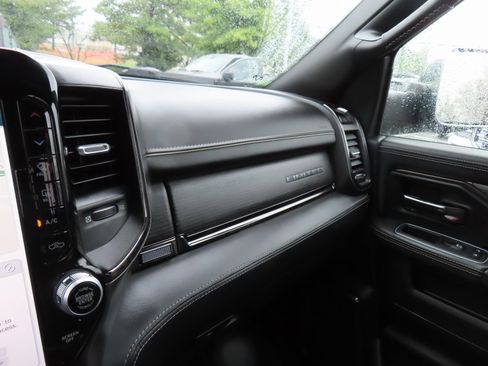 Used 2022 RAM 2500 Limited image 25