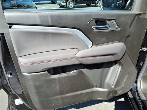 New 2026 Chevrolet Colorado Z71 image 9