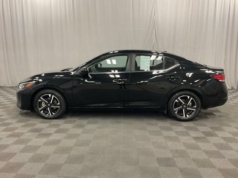 Used 2025 Nissan Sentra SV FWD image 13
