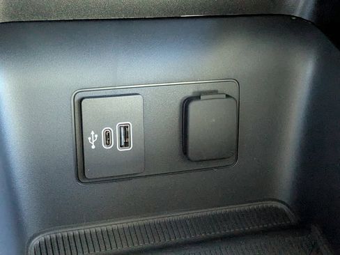 New 2026 Ford Explorer Active image 29