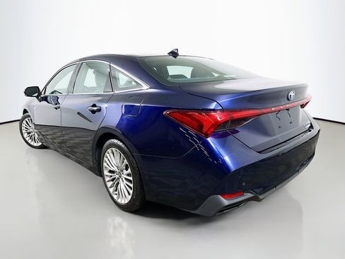 Used 2021 Toyota Avalon Limited w/ Advanced Safety Package image 5