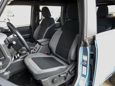 Used 2023 Ford Bronco Big Bend image 8