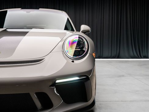 Used 2018 Porsche 911 GT3 w/ Sport Chrono Package image 24