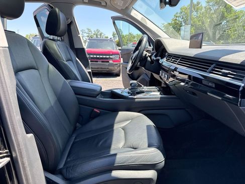 Used 2019 Audi Q7 3.0T Premium Plus w/ Premium Plus Package AWD/4WD image 23