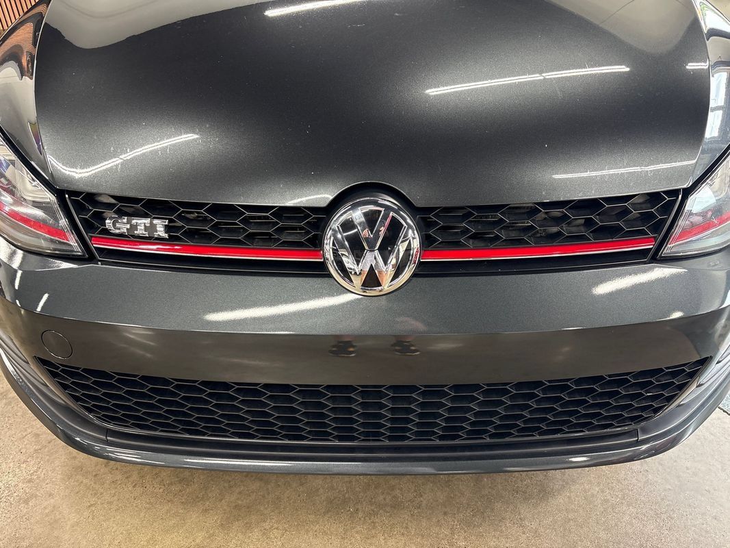 Used 2016 Volkswagen GTI SE w/ Lighting Package (SEL) FWD image 18