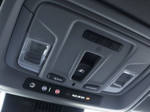 Used 2025 Chevrolet Silverado 2500 LT w/ Trail Boss Package image 28