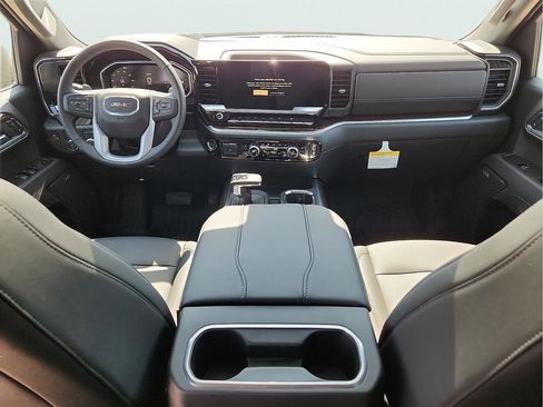 New 2026 GMC Sierra 1500 Elevation image 13