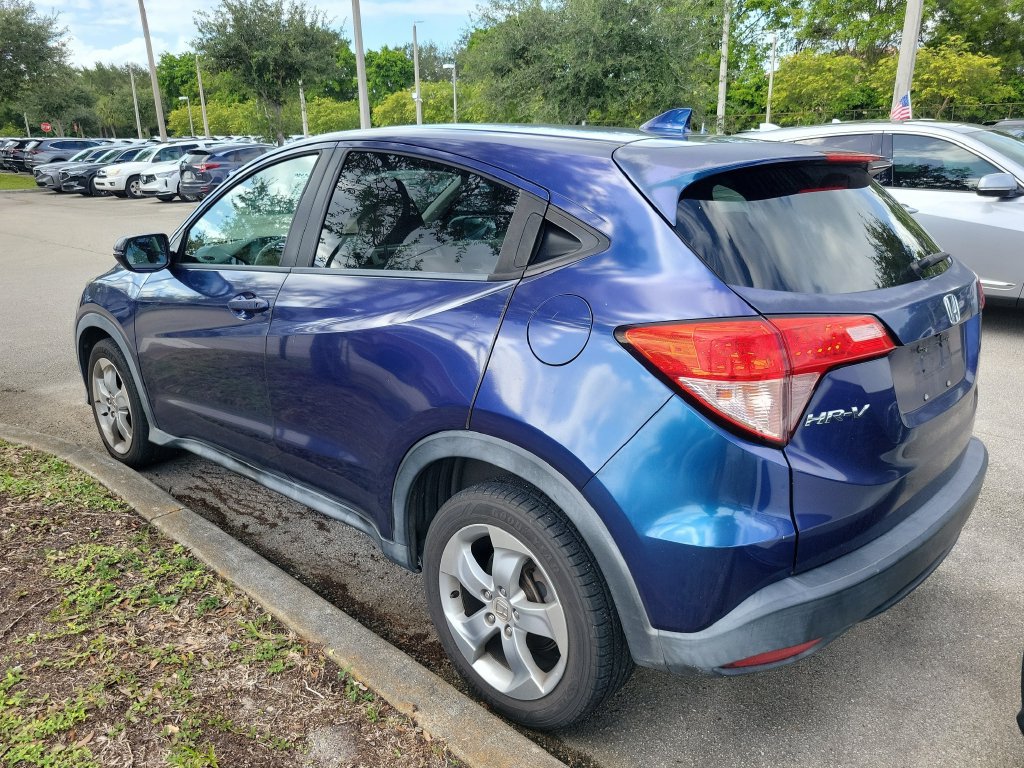 Used 2016 Honda HR-V EX image 7