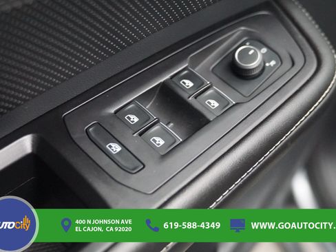 Used 2024 Volkswagen Atlas SE FWD image 18
