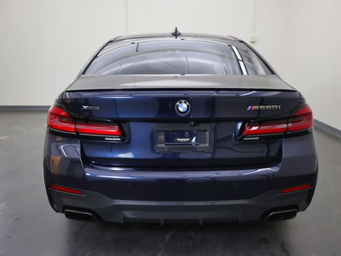 Used 2021 BMW M550i xDrive M550i xDrive w/ Executive Package image 4