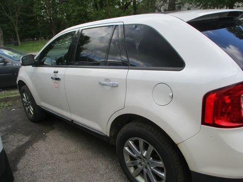 Used 2011 Ford Edge SEL w/ 201A Rapid Spec Order Code FWD image 5