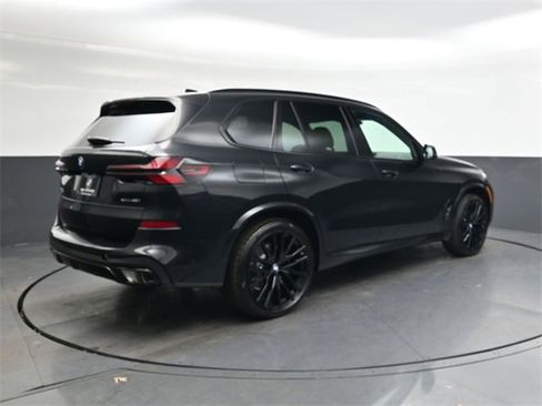 New 2026 BMW X5 xDrive40i w/ M Sport Package image 4