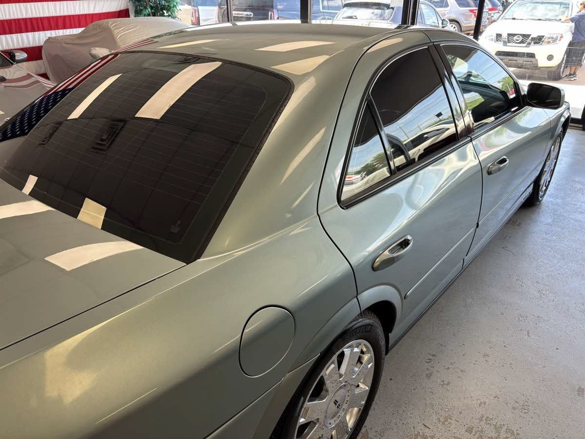 Used 2004 Lincoln LS RWD image 11