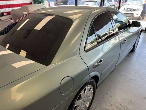 Used 2004 Lincoln LS RWD image 11