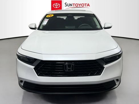 Used 2024 Honda Accord EX image 10