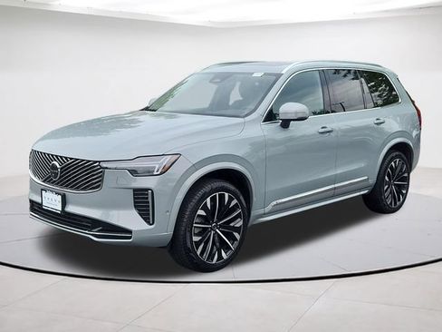 Certified 2026 Volvo XC90 B6 Plus AWD/4WD image 1