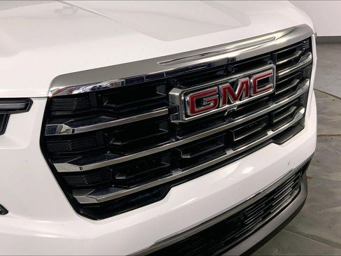 Used 2024 GMC Acadia Elevation AWD/4WD image 28