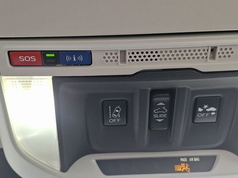 Used 2023 Subaru Forester Premium image 25