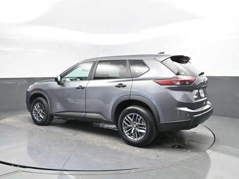 Used 2024 Nissan Rogue S AWD/4WD image 5