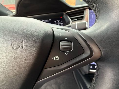 Used 2020 Tesla Model S AWD image 24