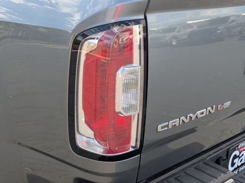 Used 2020 GMC Canyon All Terrain AWD/4WD image 11