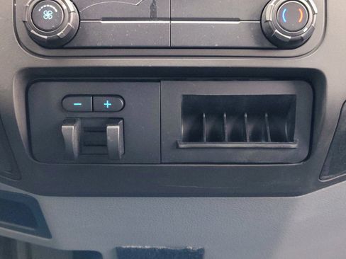 Used 2016 Ford F250 XL w/ Power Equipment Group image 33