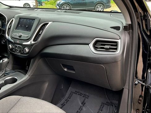Used 2021 Chevrolet Equinox LT image 20